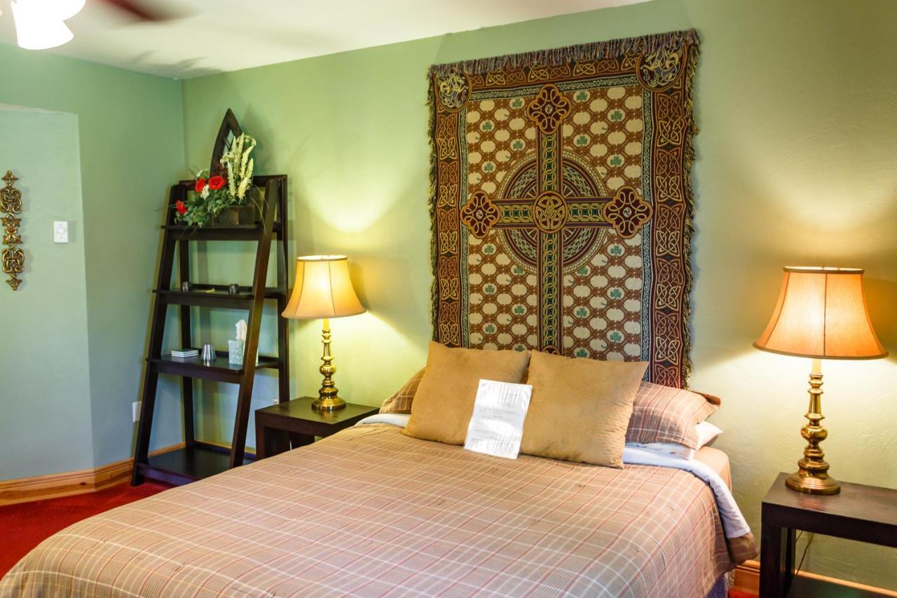 Coyote Blues Village Bed & Breakfast Silver City 外观 照片
